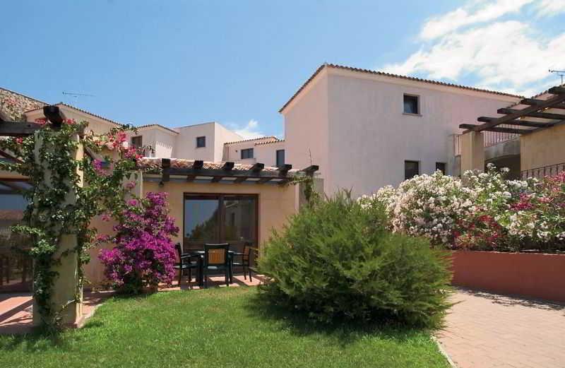 Orovacanze Alba Di Luna Santa Teresa Gallura Exterior photo